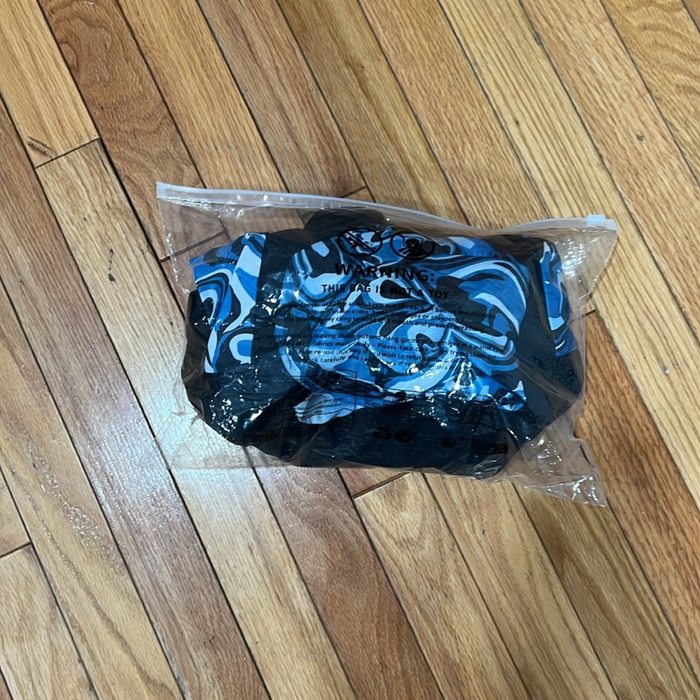 NEW💙Women's Blue and Black Swim Set - Picture 14 of 14